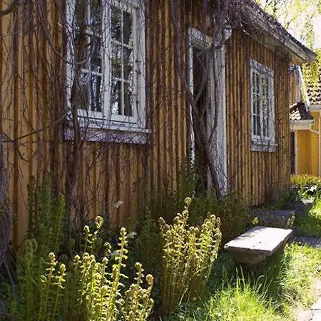 Hotel Engo Gard & Restaurant