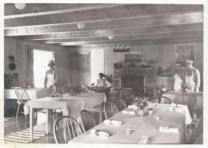 Engo Gard & Restaurant