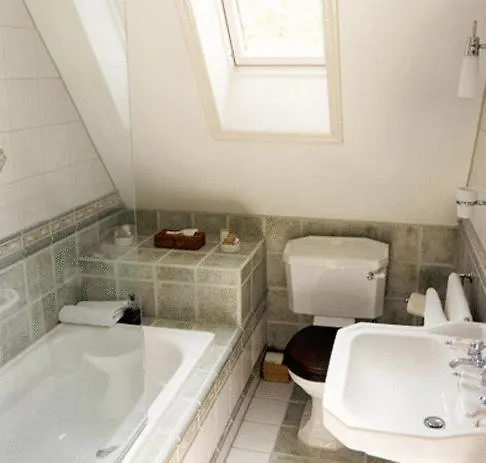 Engo Gard & Restaurant מלון 5*