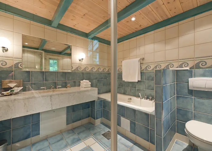 Engo Gard & Restaurant 5*