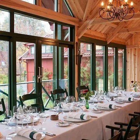 Hotel Engo Gard & Restaurant 5*